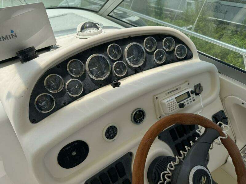 29ft Sea Ray Yacht For Sale