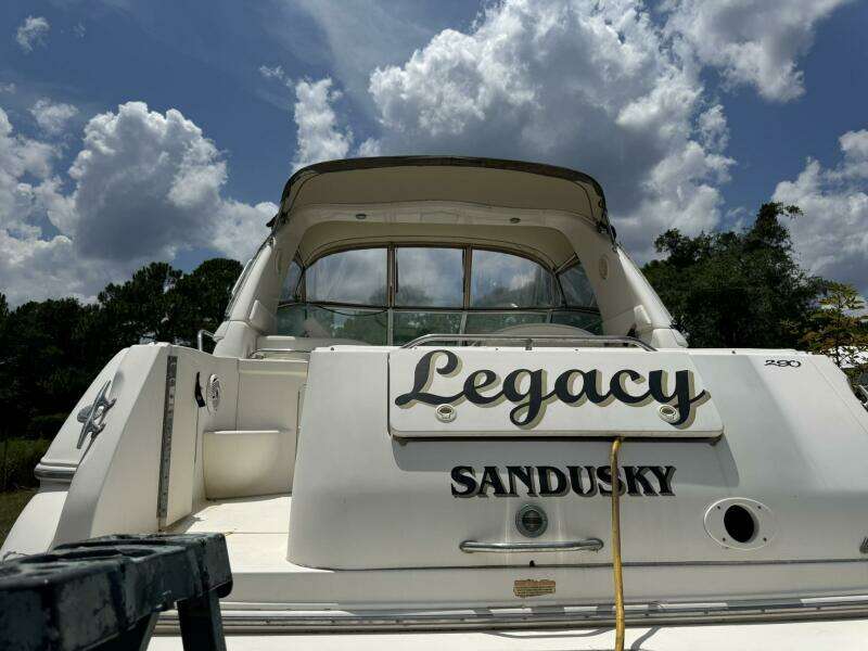 29ft Sea Ray Yacht For Sale