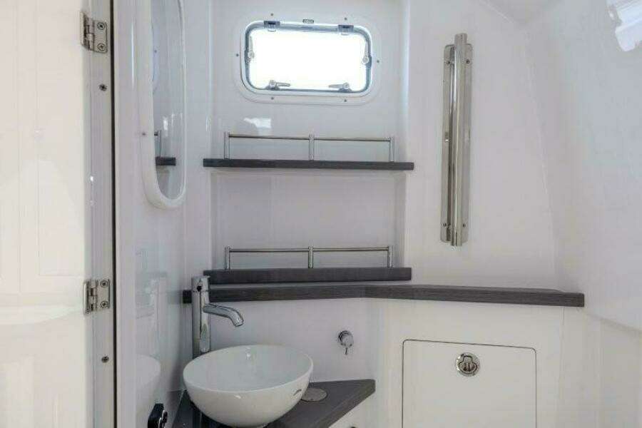 48ft HCB Yacht For Sale