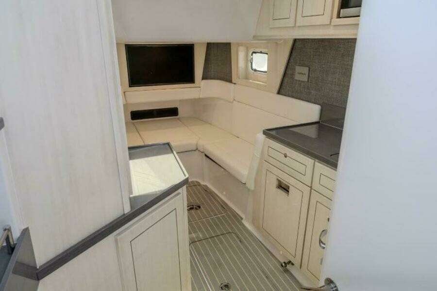 48ft HCB Yacht For Sale