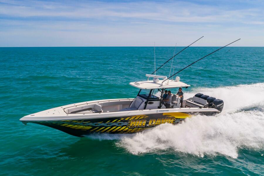 2020 Fountain 38CC