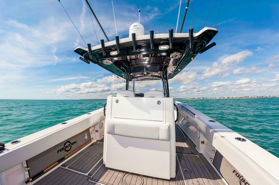 2020 Fountain 38CC