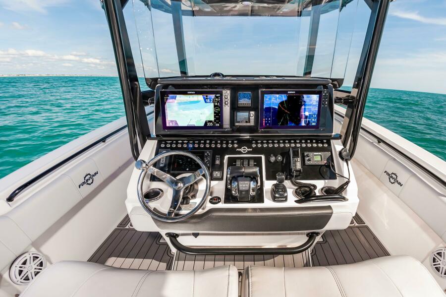 2020 Fountain 38CC