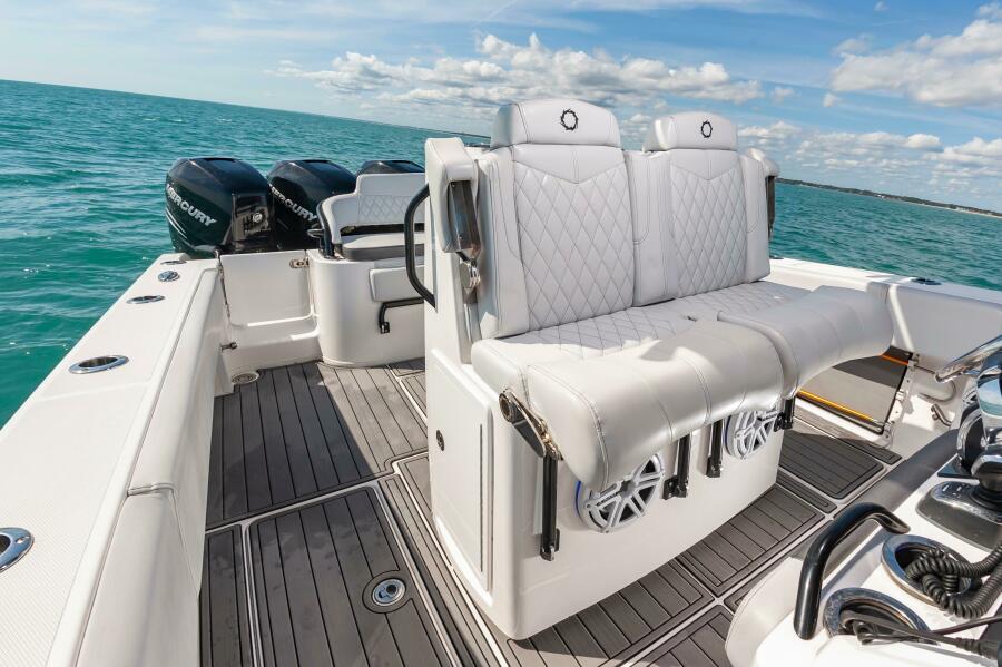 2020 Fountain 38CC