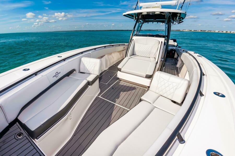 2020 Fountain 38CC