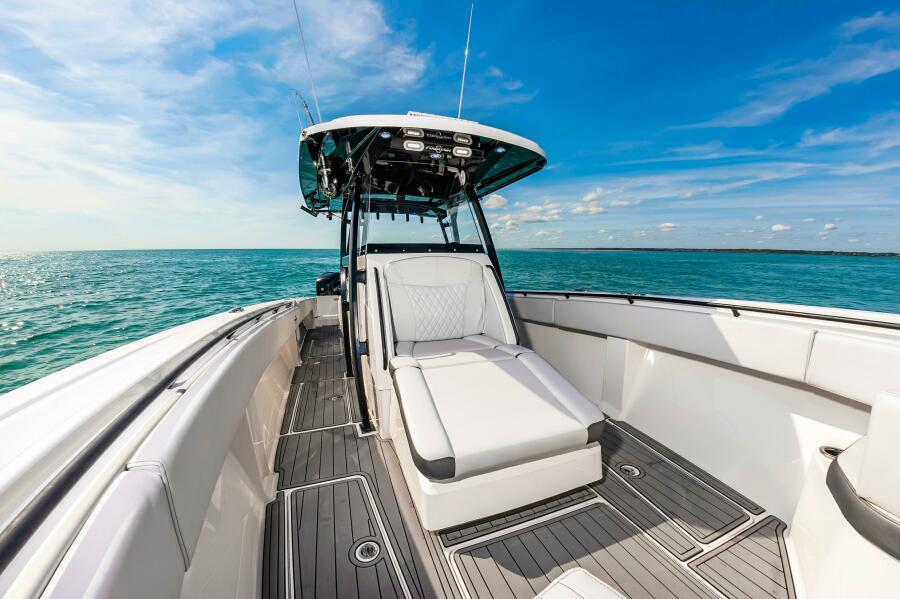 2020 Fountain 38CC