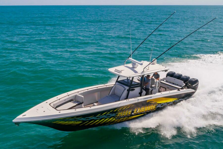 2020 Fountain 38CC