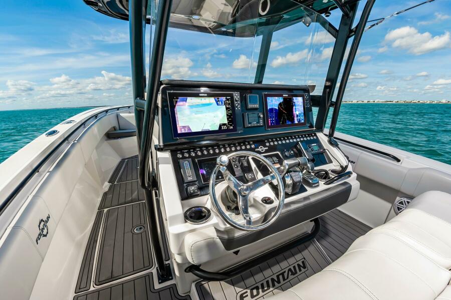 2020 Fountain 38CC