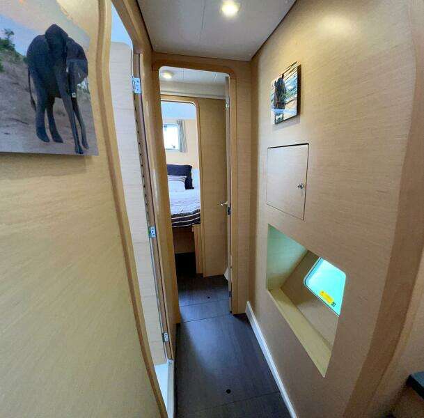 40ft Lagoon Yacht For Sale