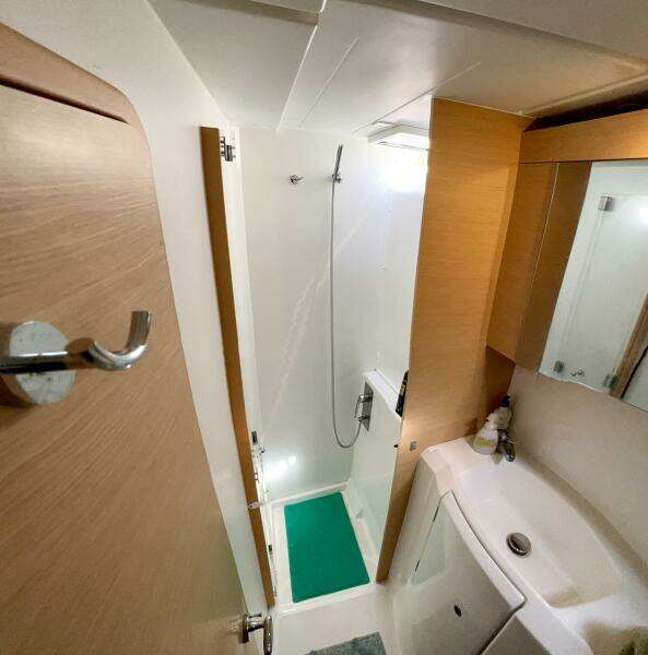 40ft Lagoon Yacht For Sale