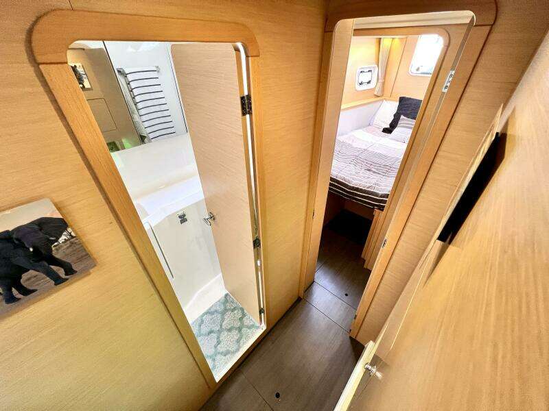 40ft Lagoon Yacht For Sale