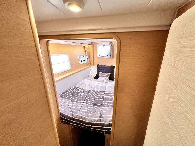 40ft Lagoon Yacht For Sale