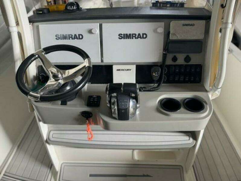27ft Boston Whaler Yacht For Sale