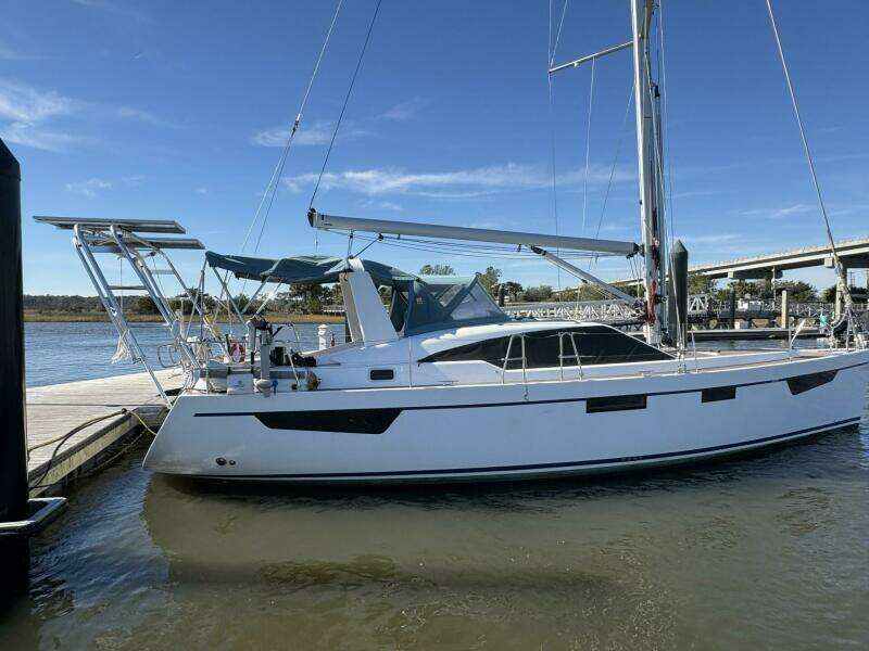 Off The Grid 42ft Southerly Yacht For Sale