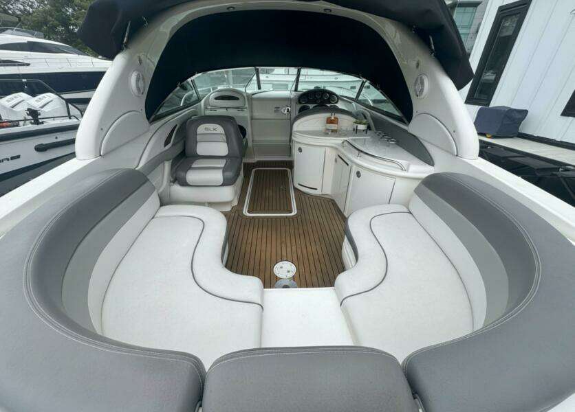29ft Sea Ray Yacht For Sale
