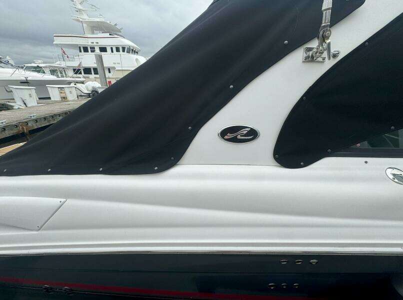29ft Sea Ray Yacht For Sale