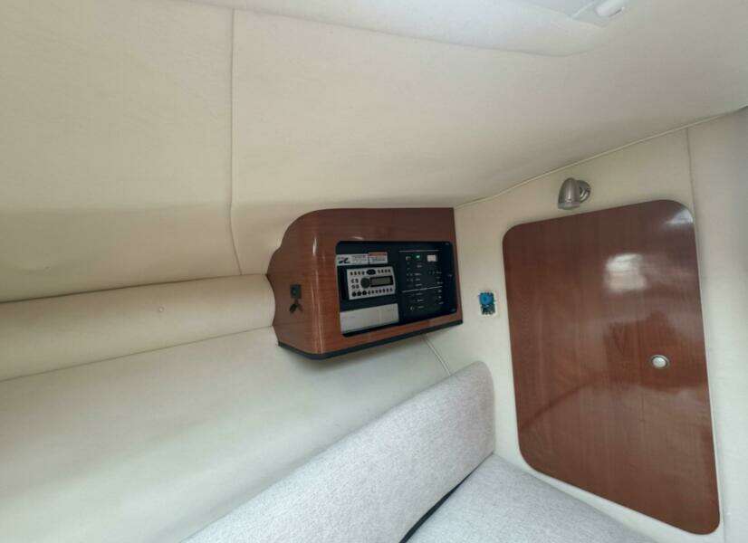 29ft Sea Ray Yacht For Sale