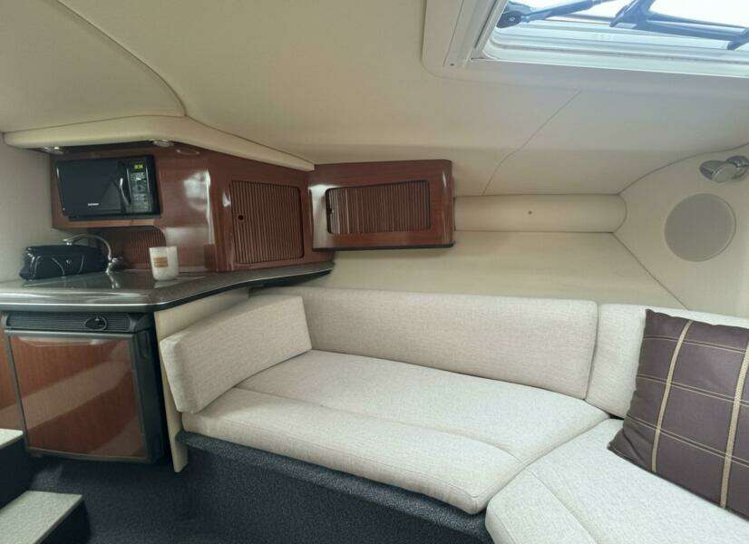 29ft Sea Ray Yacht For Sale