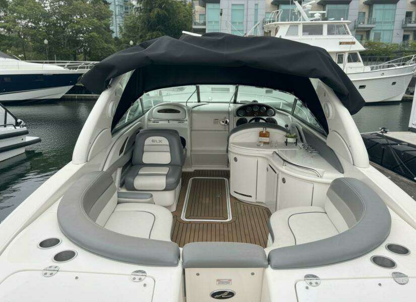 29ft Sea Ray Yacht For Sale