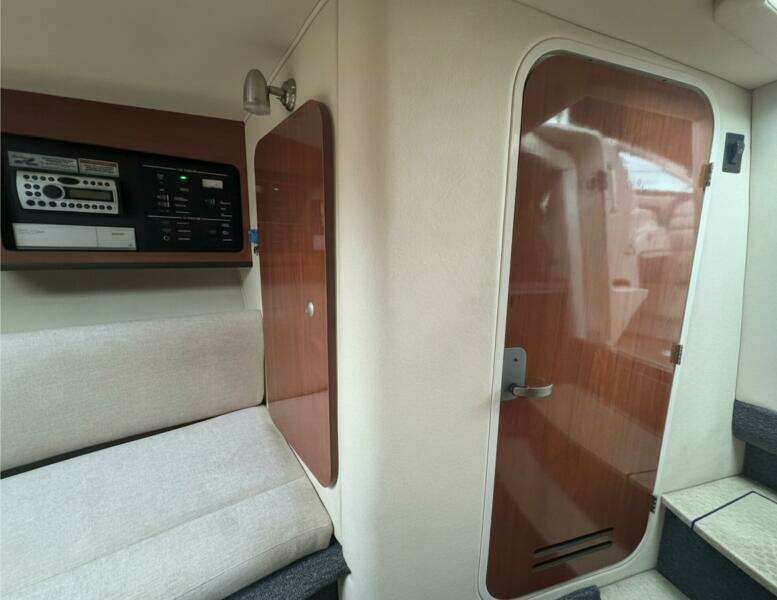 29ft Sea Ray Yacht For Sale