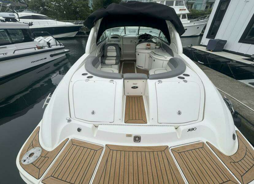 29ft Sea Ray Yacht For Sale