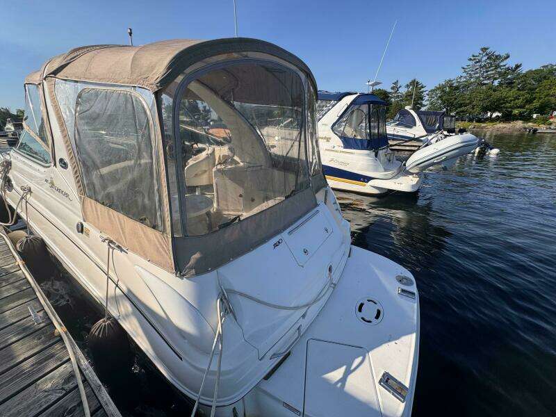 28ft Sea Ray Yacht For Sale