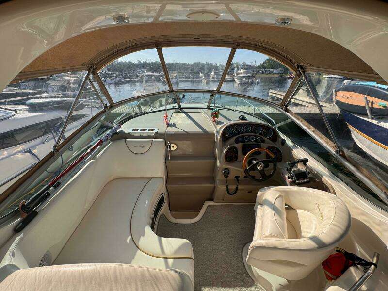 28ft Sea Ray Yacht For Sale