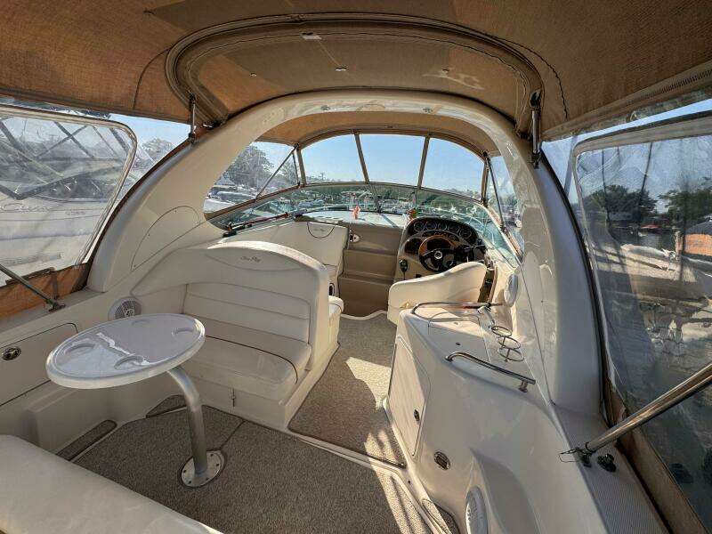 28ft Sea Ray Yacht For Sale