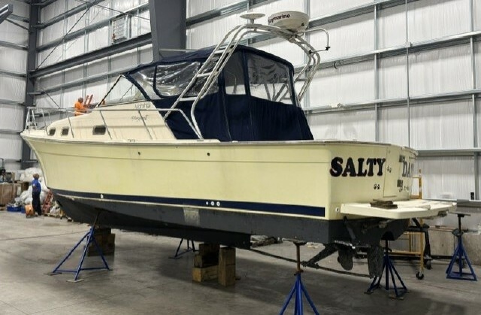 30' 2005 Mainship Rum Runner 2