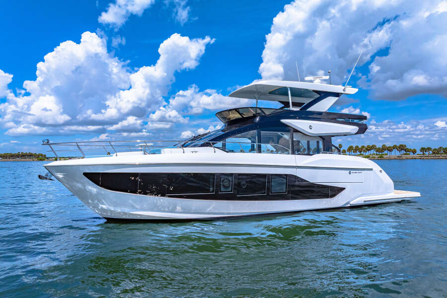 57ft Cruisers Yachts Yacht For Sale
