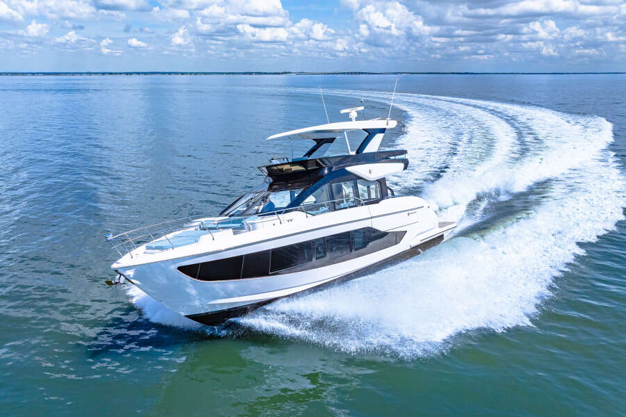 57ft Cruisers Yachts Yacht For Sale