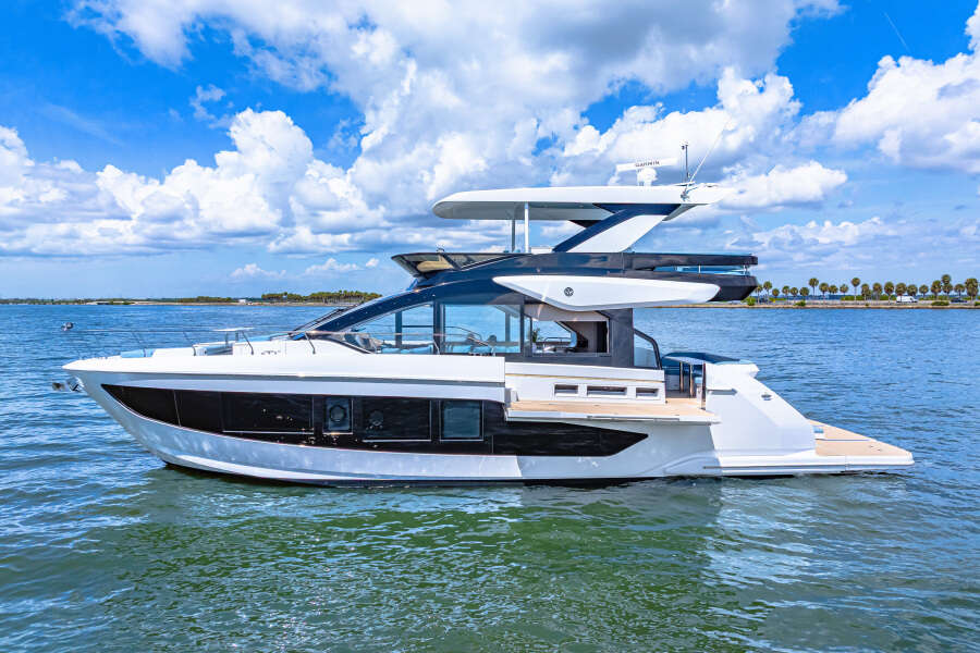 57ft Cruisers Yachts Yacht For Sale