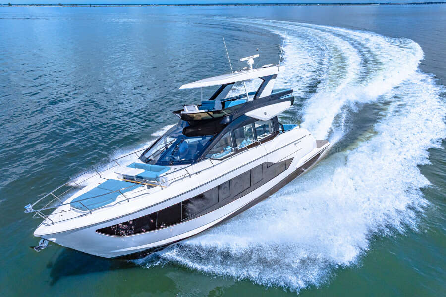 57ft Cruisers Yachts Yacht For Sale
