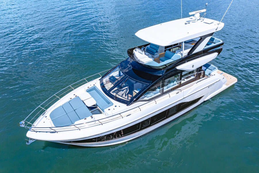 57ft Cruisers Yachts Yacht For Sale