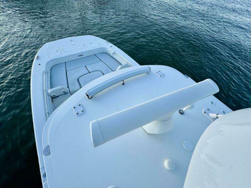 37ft Invincible Yacht For Sale