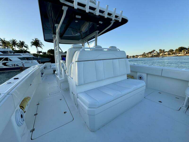 37ft Invincible Yacht For Sale