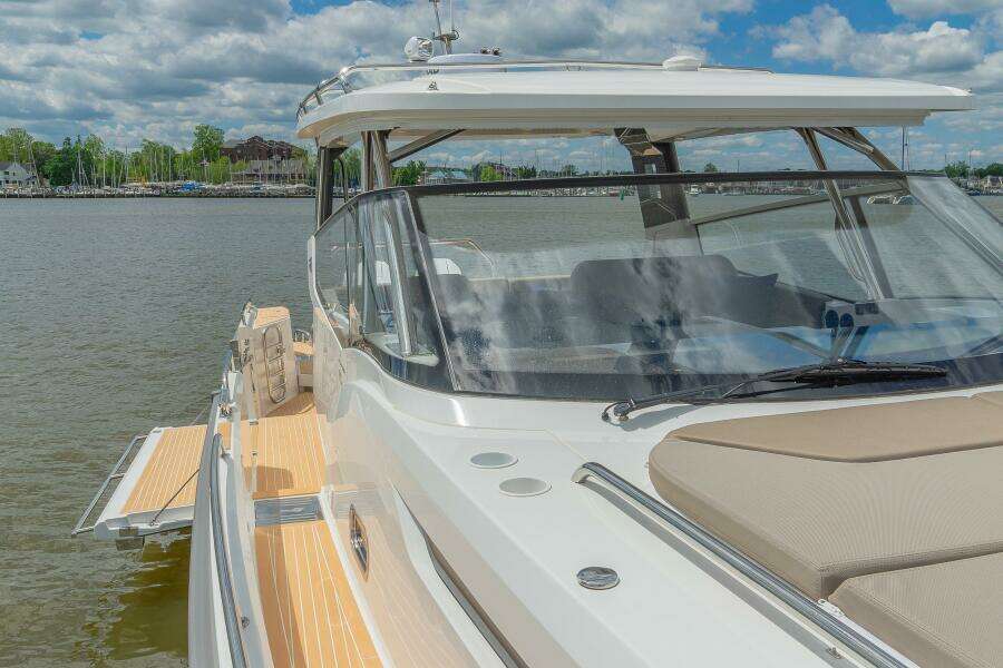 41ft Nimbus Yacht For Sale