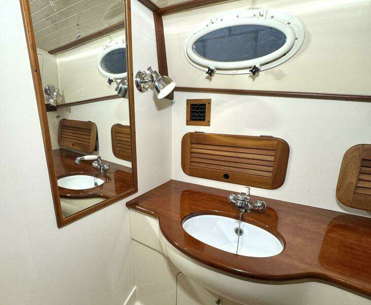 Legacy II 36ft Hinckley Yacht For Sale