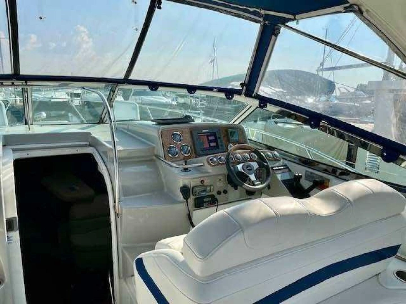 2006 Formula 31 Performance Cruiser