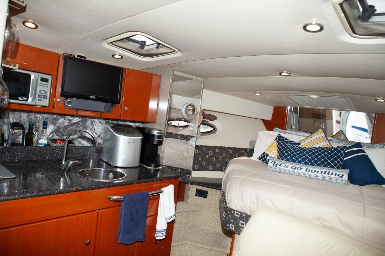 2006 Formula 31 Performance Cruiser