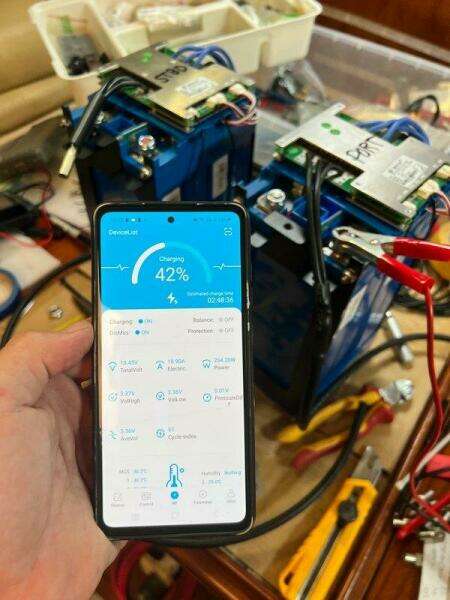 Battery BMS Monitor