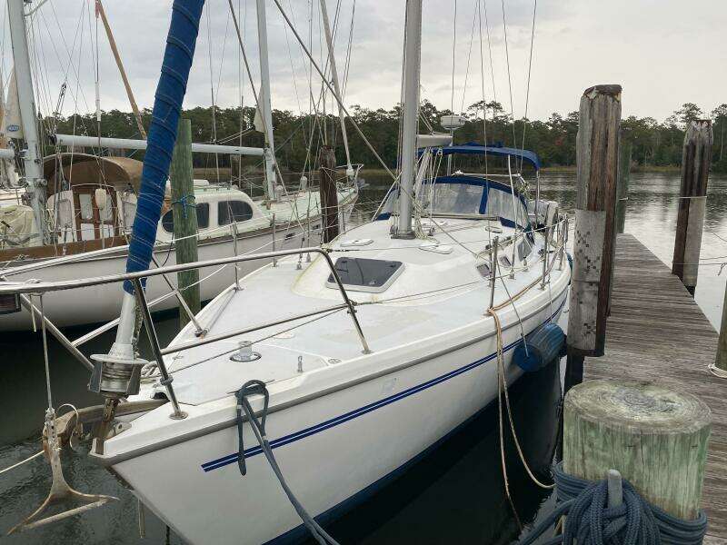 Cool Change 36ft Catalina Yacht For Sale