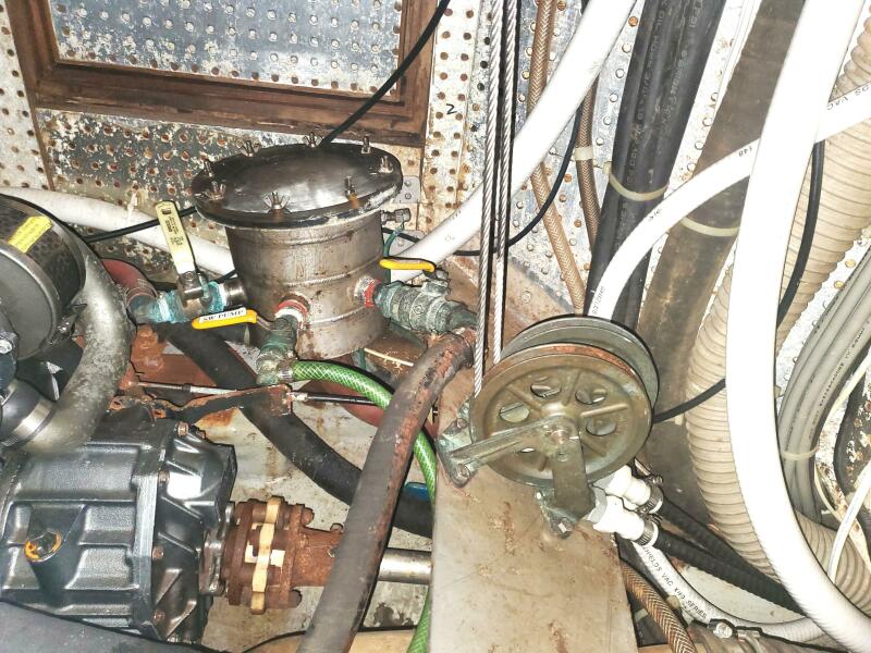 48' 1998 Tayana 48 Center Cockpit