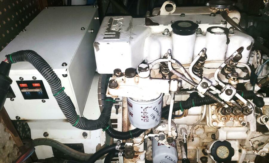 48' 1998 Tayana 48 Center Cockpit