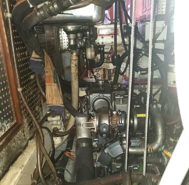 48' 1998 Tayana 48 Center Cockpit