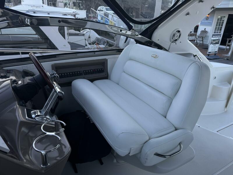 2005 Regal 3860