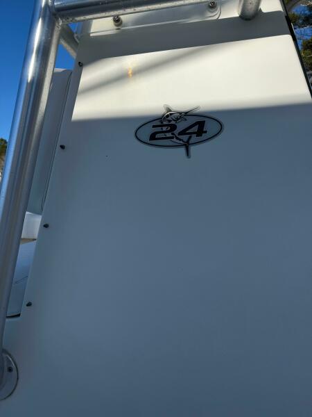 2004 Regulator 24 FS