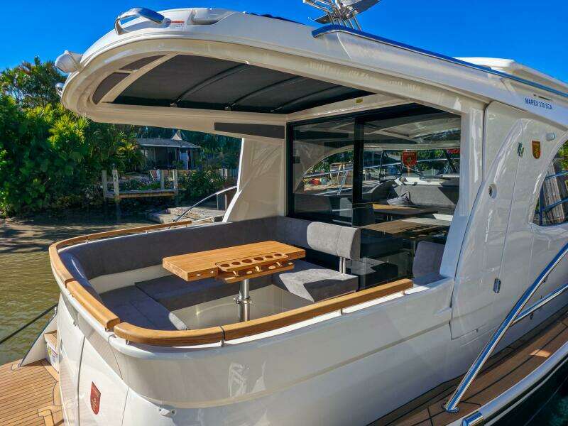 33ft Marex Yacht For Sale