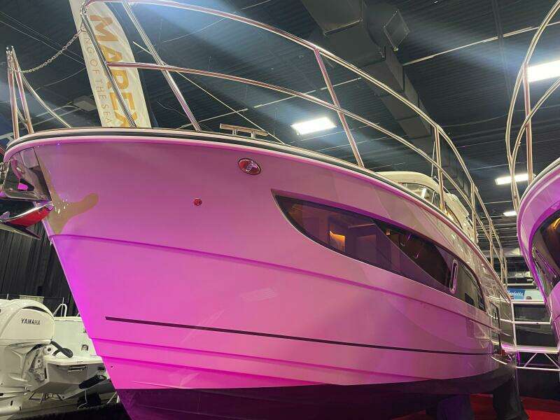 33ft Marex Yacht For Sale