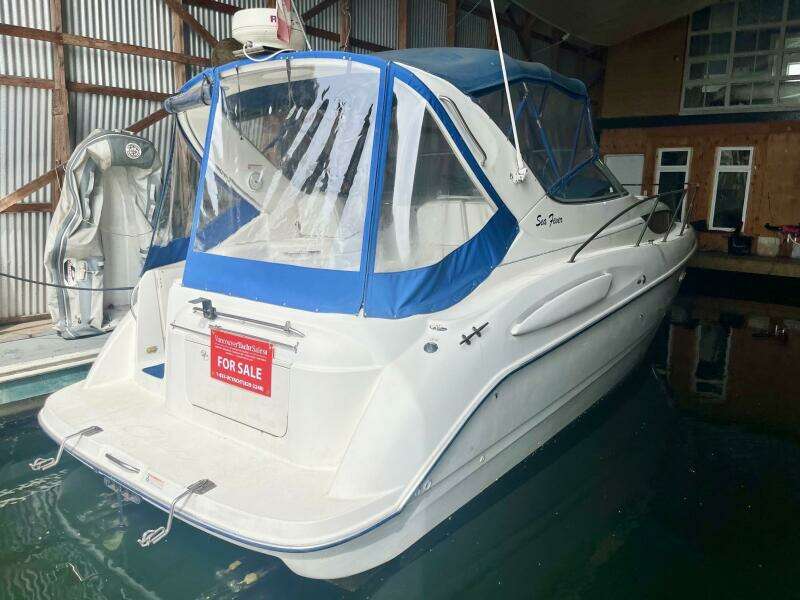 30ft Bayliner Yacht For Sale